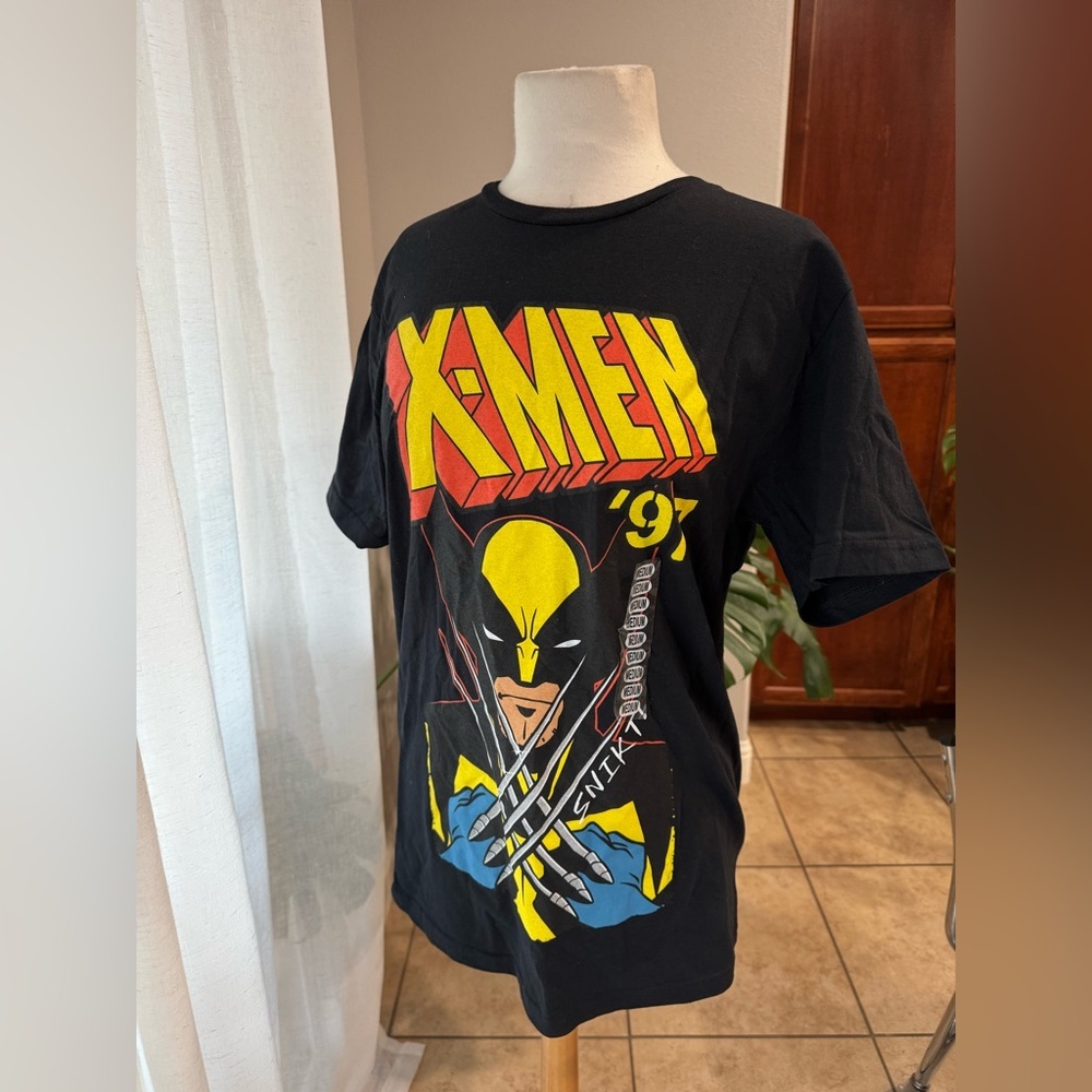 Marvel Black and‎ Yellow X-Men Short Sleeve Tee